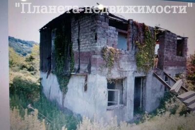 Дом в Нижних Эшерах.Сухум...